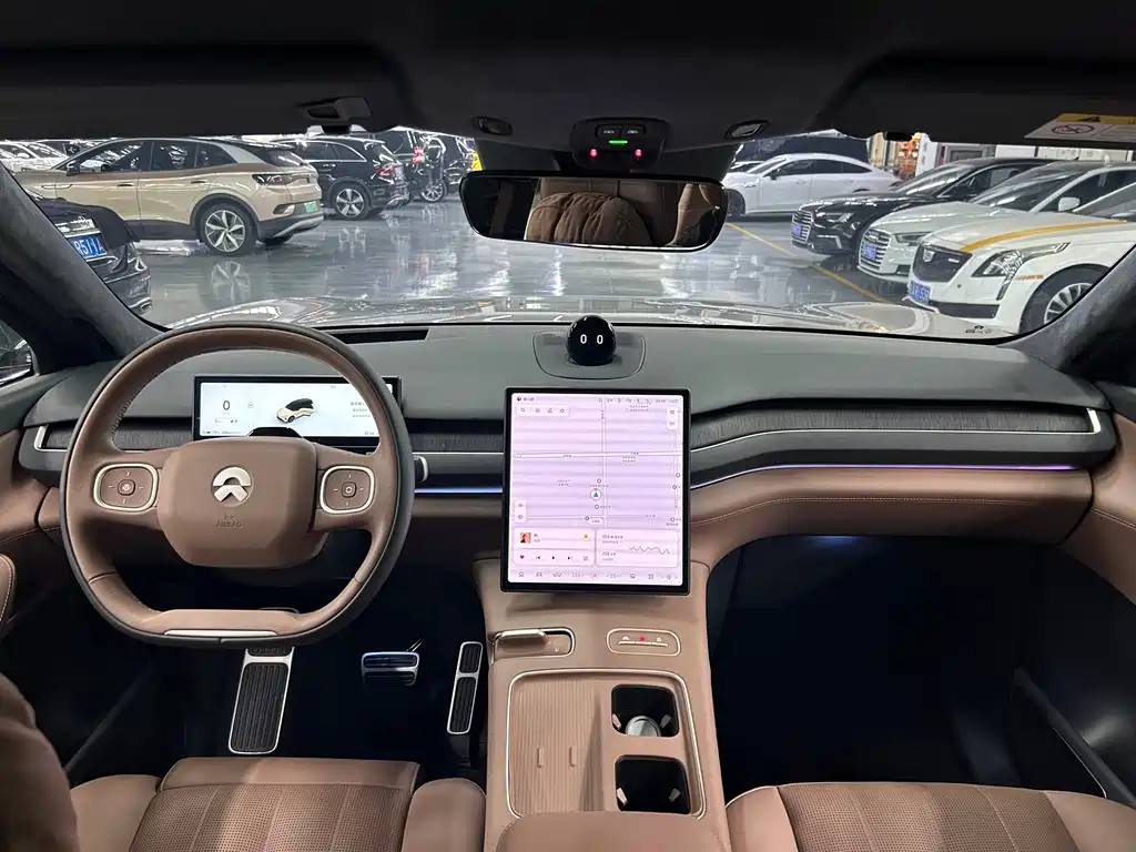 NIO ES8 — миниатюра 5