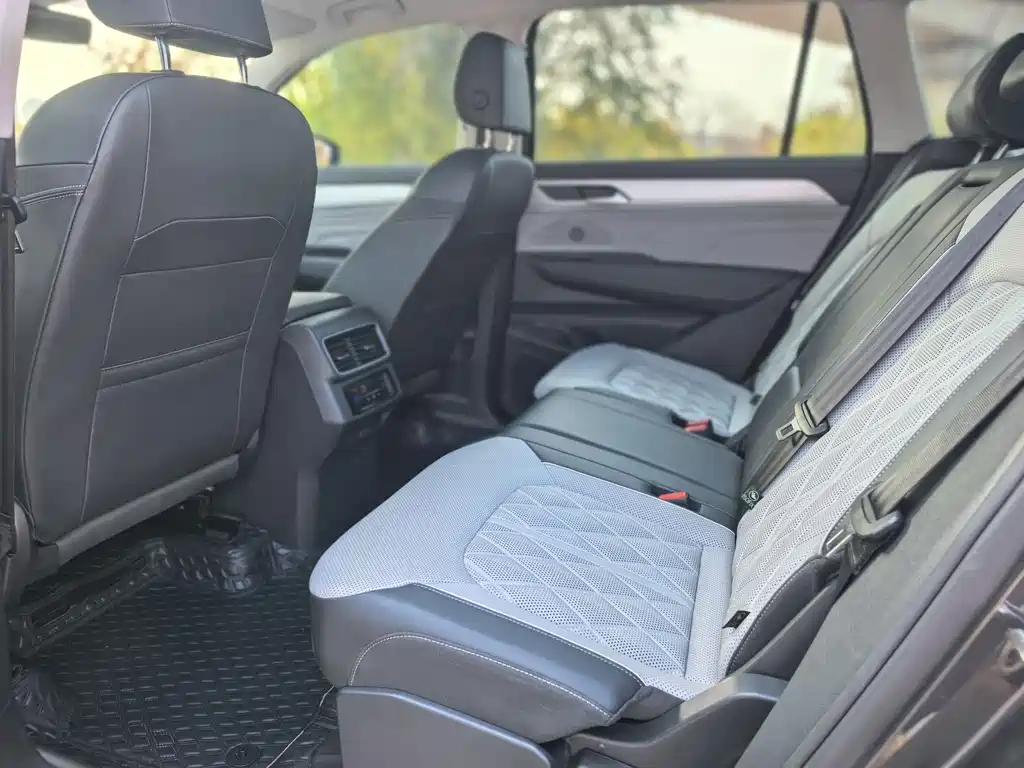 VOLKSWAGEN RANGE PATROL