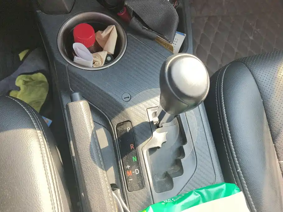 Toyota RAV4 — миниатюра 16