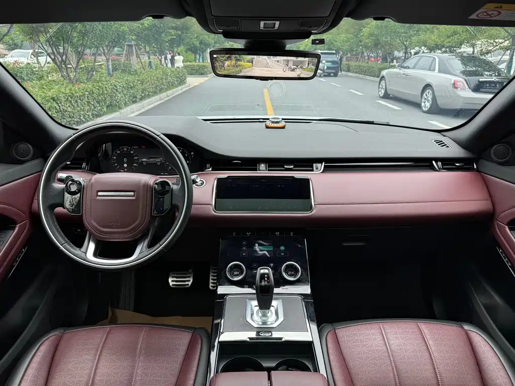 Land Rover Evoque — миниатюра 7