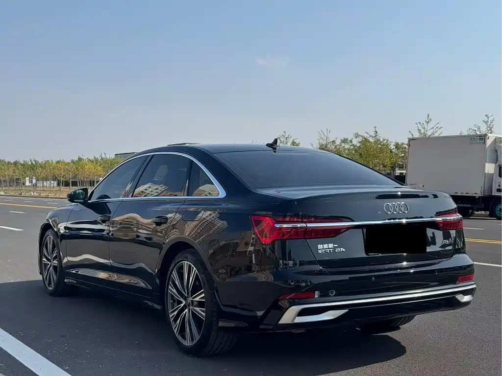 Audi A6L — миниатюра 7