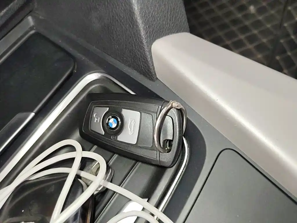 BMW 3 Series — миниатюра 9
