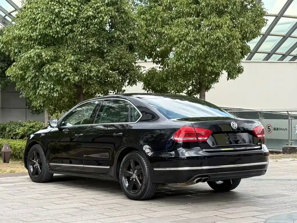 Volkswagen Passat — миниатюра 7