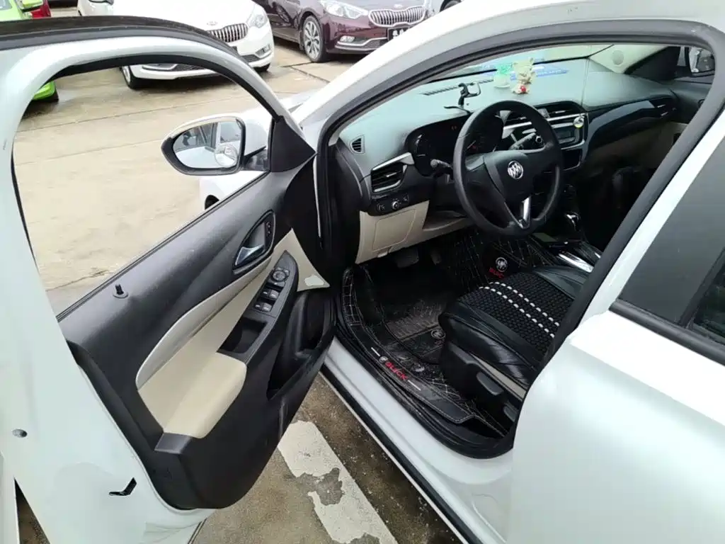Buick Excelle — миниатюра 16