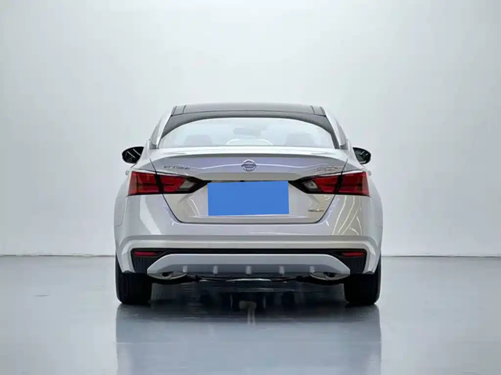 Nissan Teana — миниатюра 5