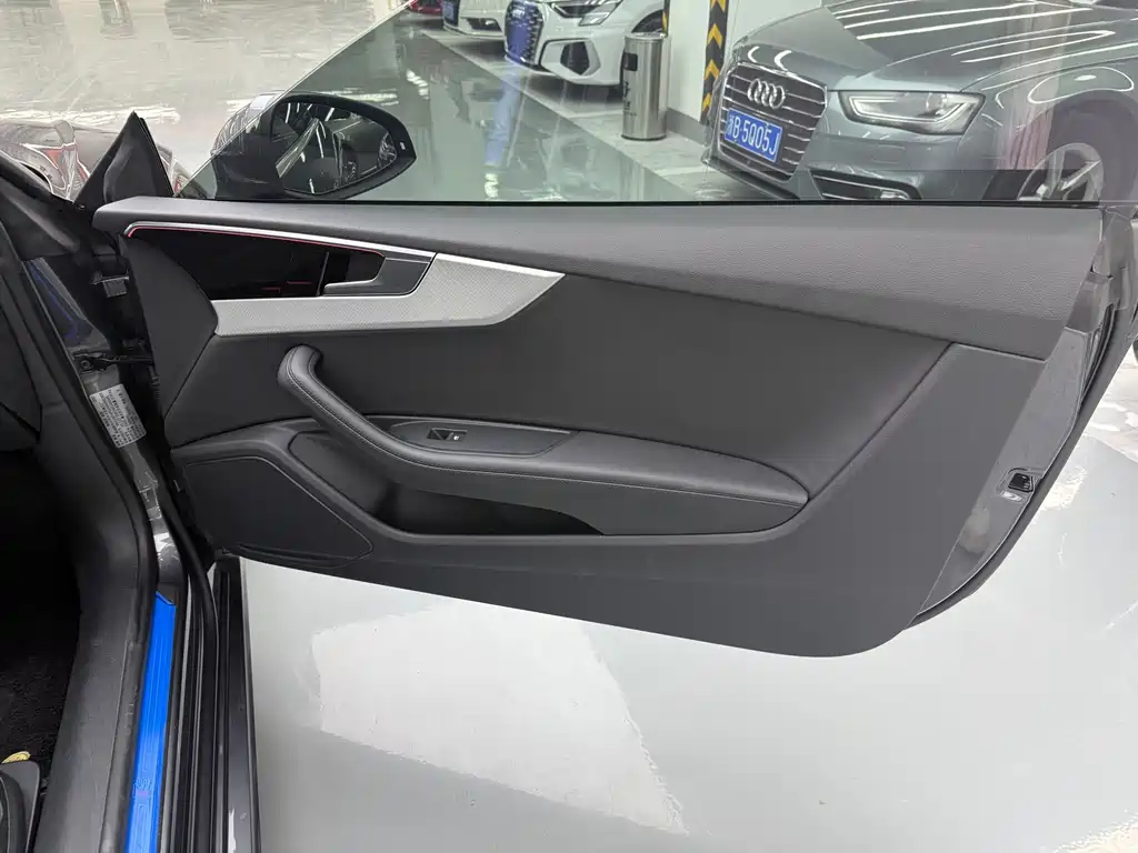 Audi A5 (Import) — миниатюра 16