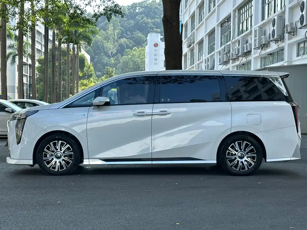 GAC Motor Trumpchi E9 — миниатюра 25