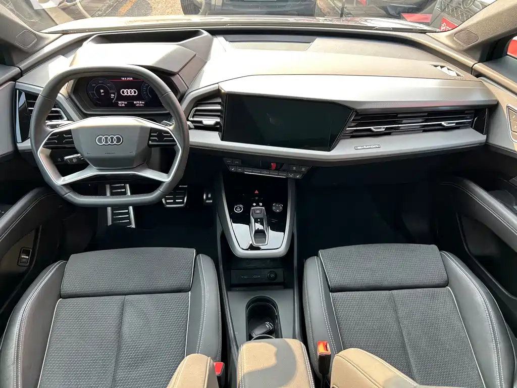 Audi Q5 e-tron — миниатюра 10