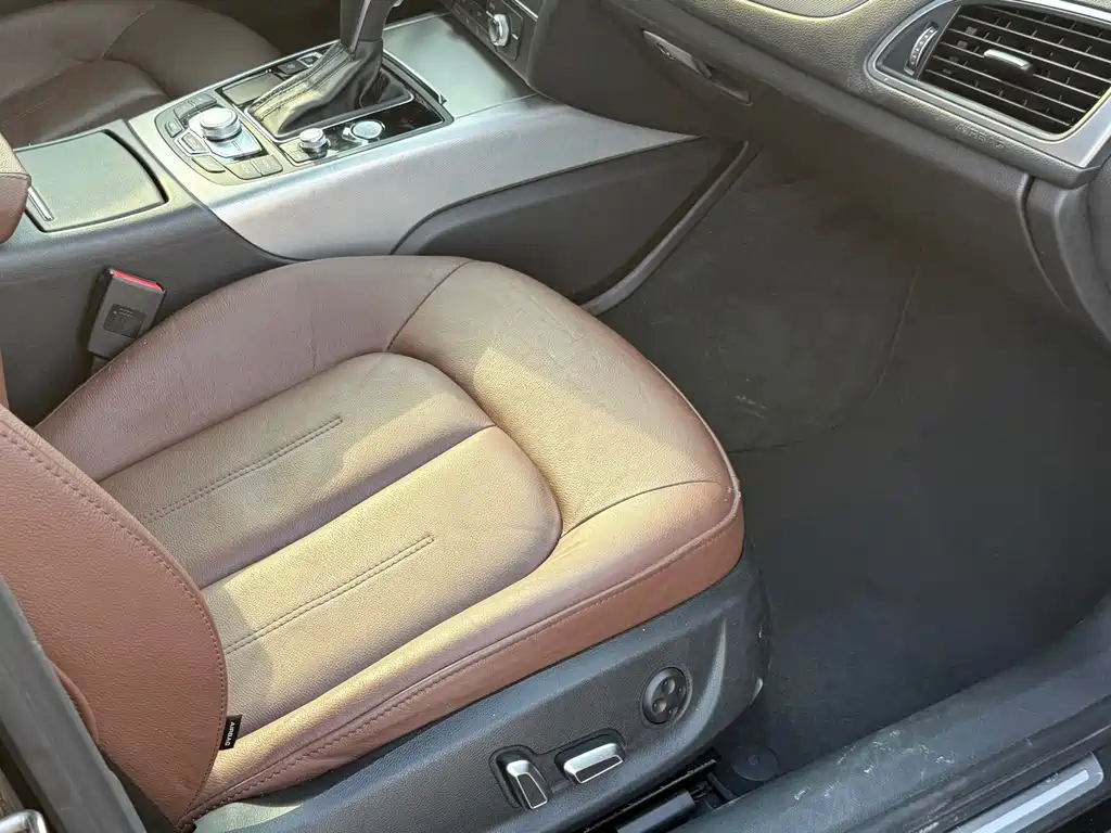Audi A6L — миниатюра 8