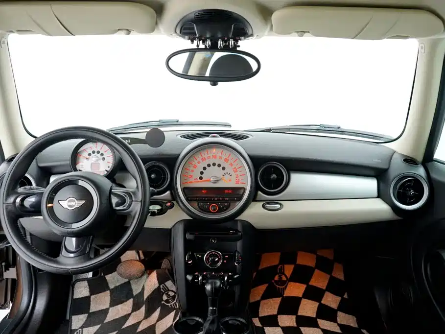 MINI Mini Clubman — миниатюра 2