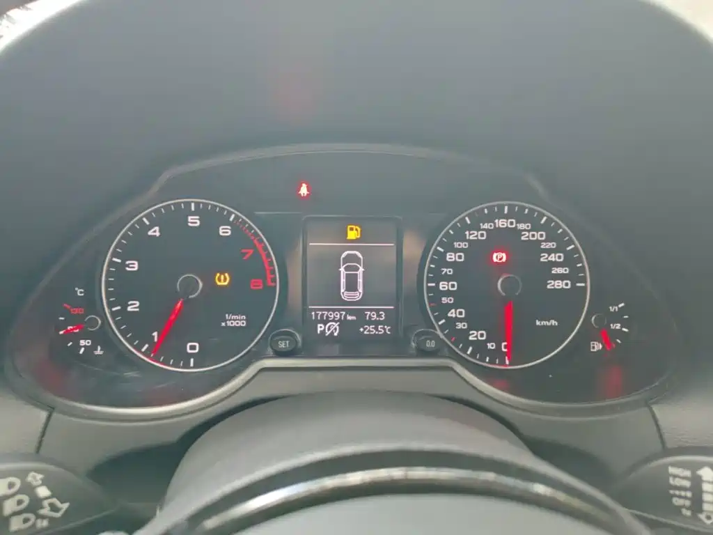 Audi Q5 — миниатюра 12