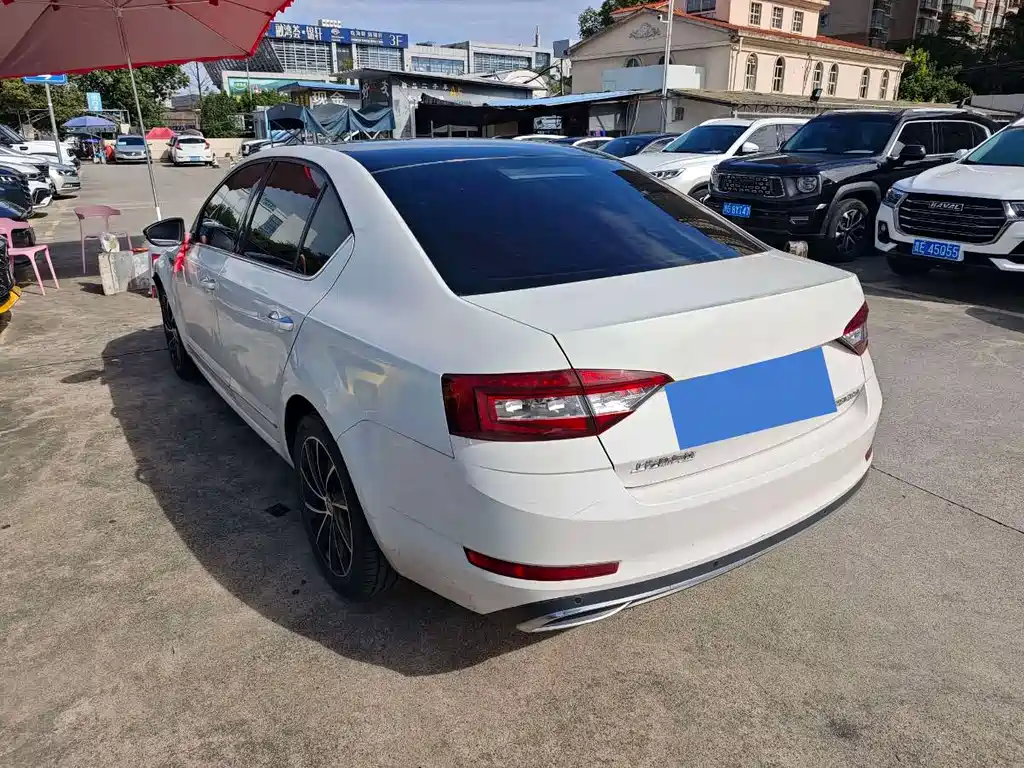 Skoda Octavia — миниатюра 16