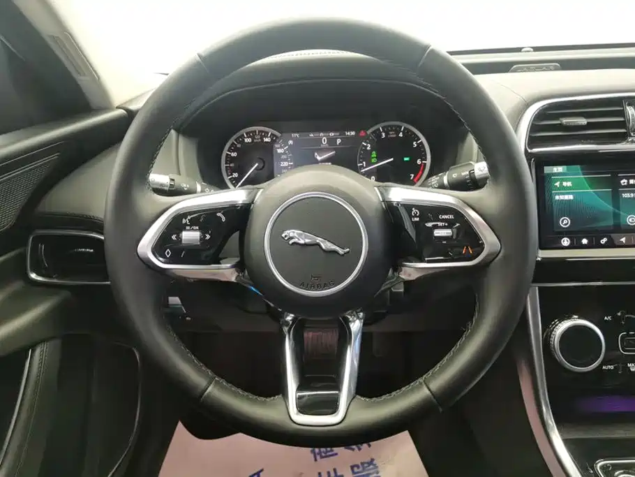 Jaguar XEL — миниатюра 15