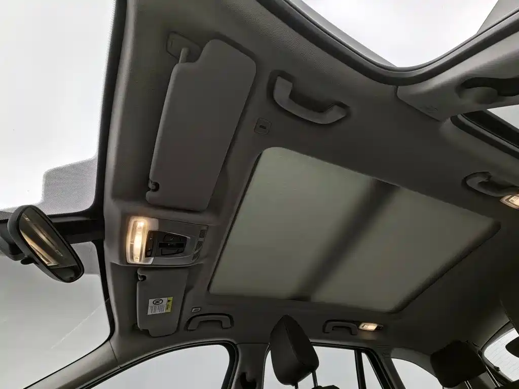 BMW X1 — миниатюра 14
