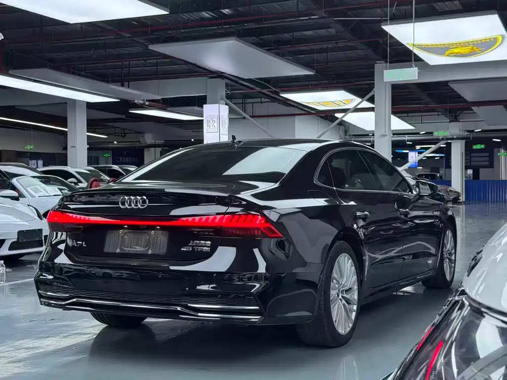 Audi A7L — миниатюра 18