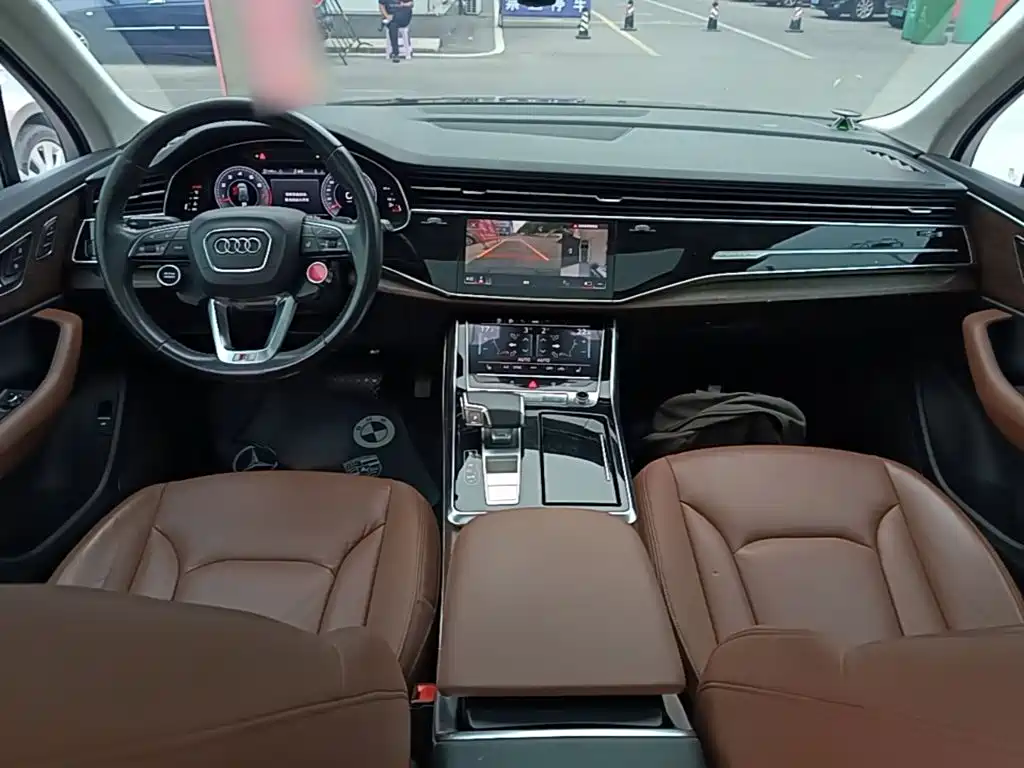Audi Q7 — миниатюра 10