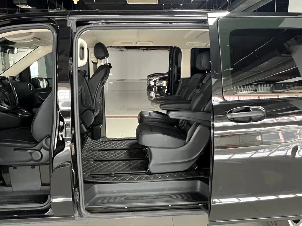 Mercedes-Benz Vito — миниатюра 21