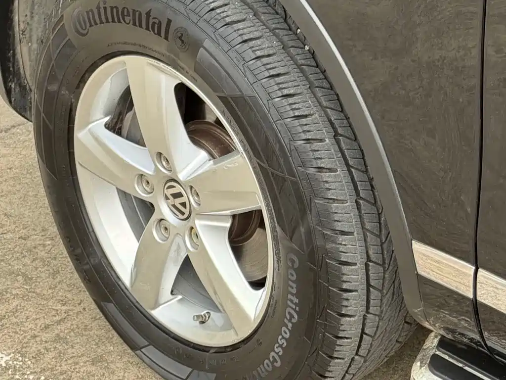 Volkswagen Touareg — миниатюра 9