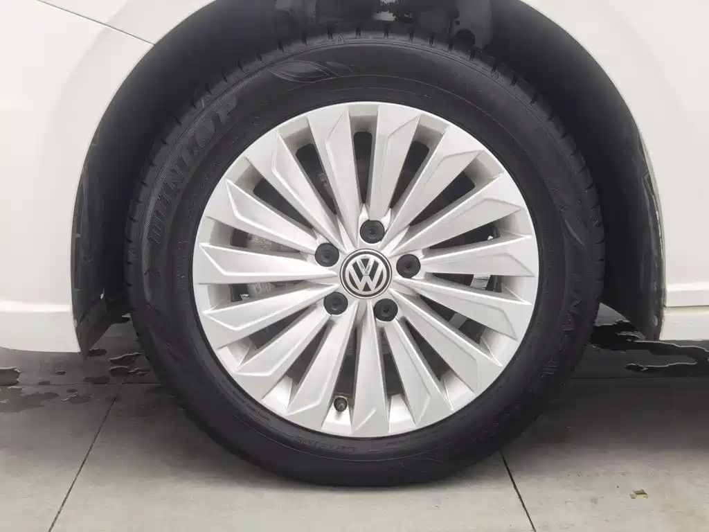 Volkswagen Lavida — миниатюра 17
