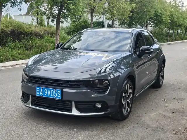 2020 Lynk & Co 02