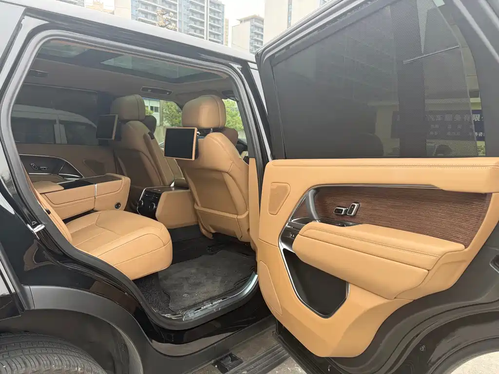 Land Rover Range Rover — миниатюра 7