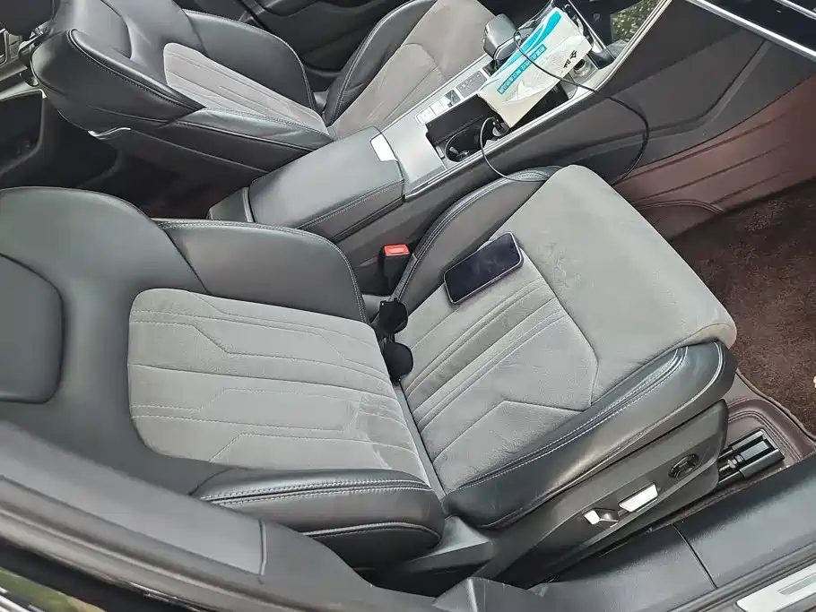 Audi A6L — миниатюра 8