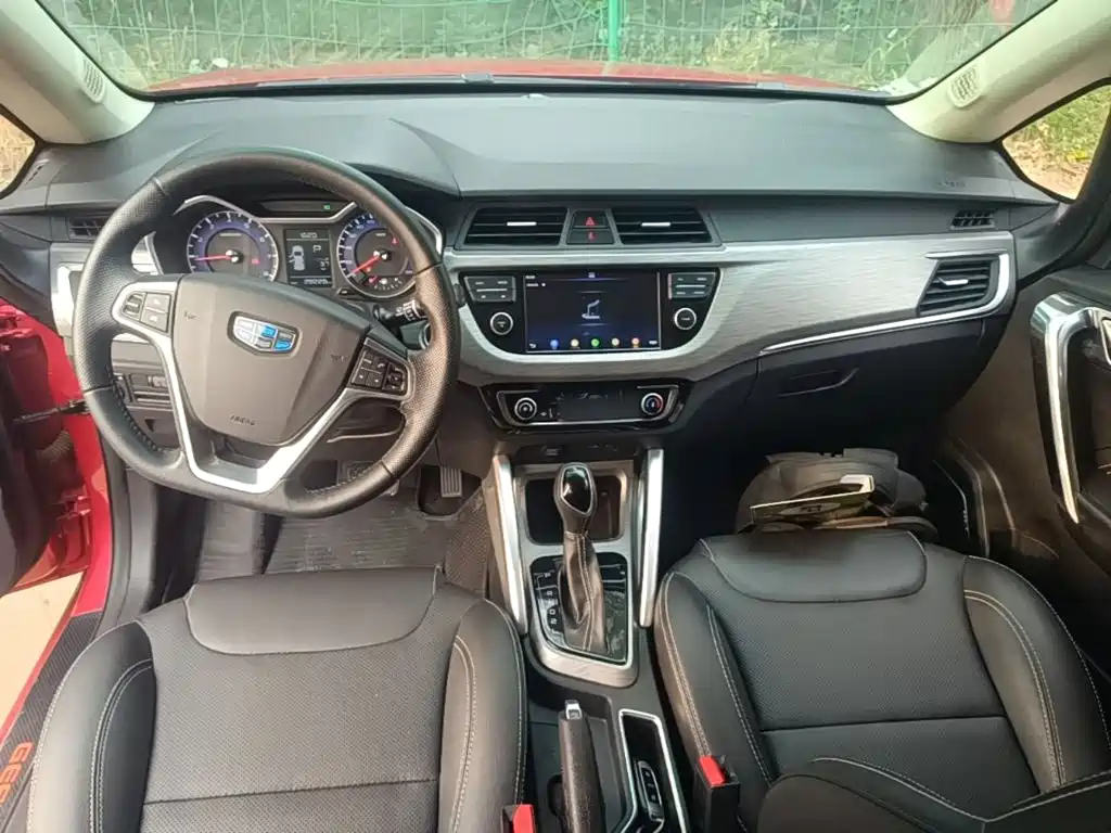 Geely Vision X3 — миниатюра 10