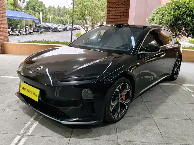 NIO ET5T