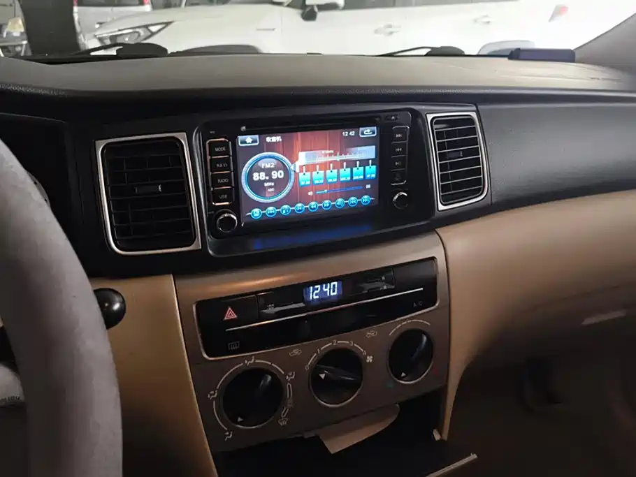Toyota Corolla — миниатюра 13