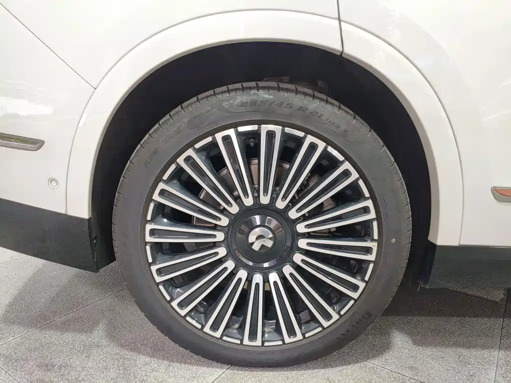 NIO ES8 — миниатюра 16