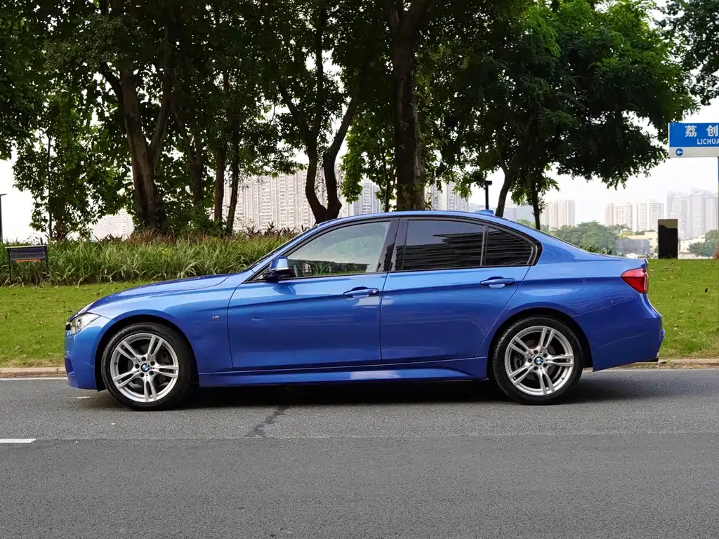BMW 3 Series — миниатюра 4