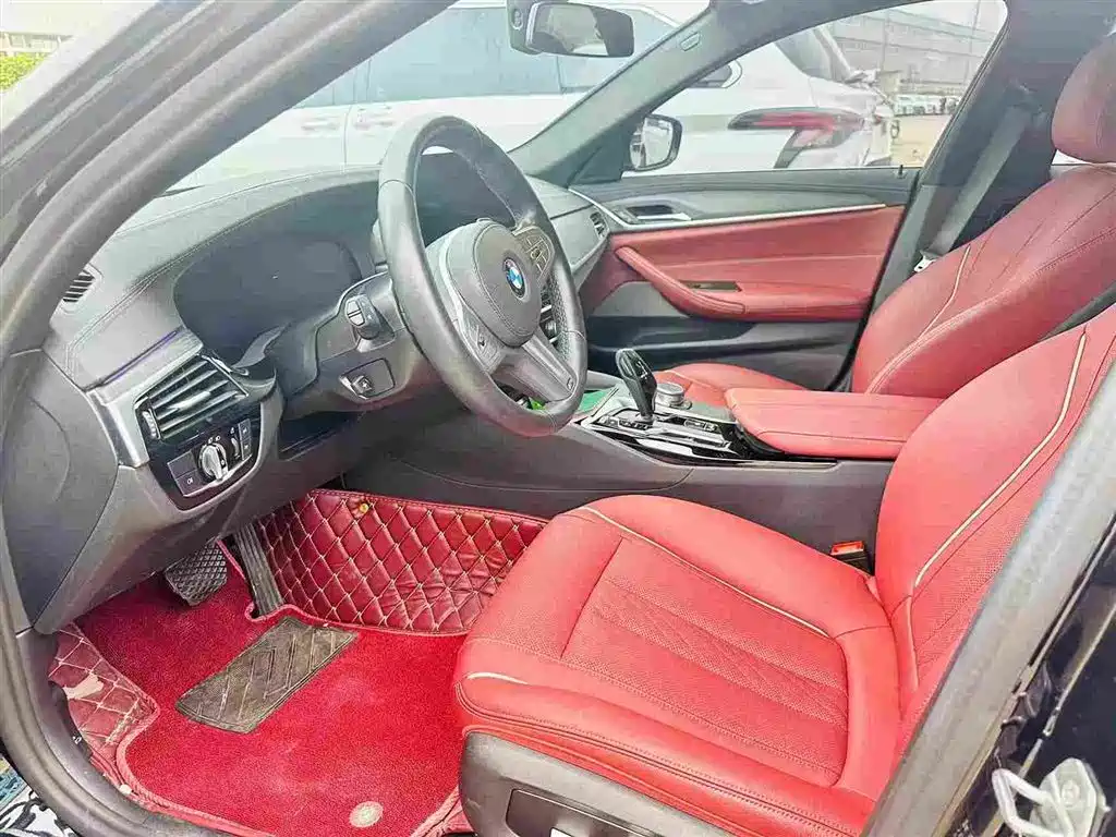 BMW 5 Series — миниатюра 5