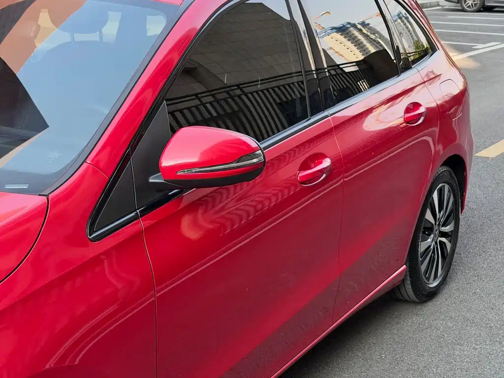 Mercedes-Benz B-Class — миниатюра 8