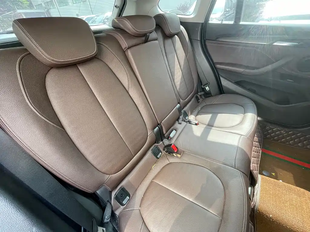 BMW X1 — миниатюра 10