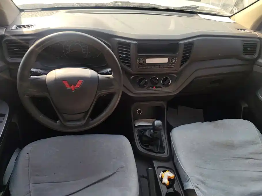 Wuling Hongguang V — миниатюра 12