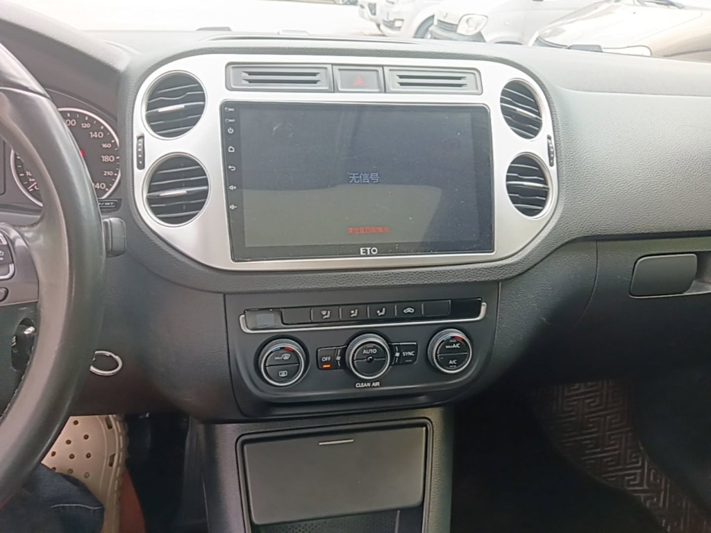 Volkswagen Tiguan — миниатюра 13