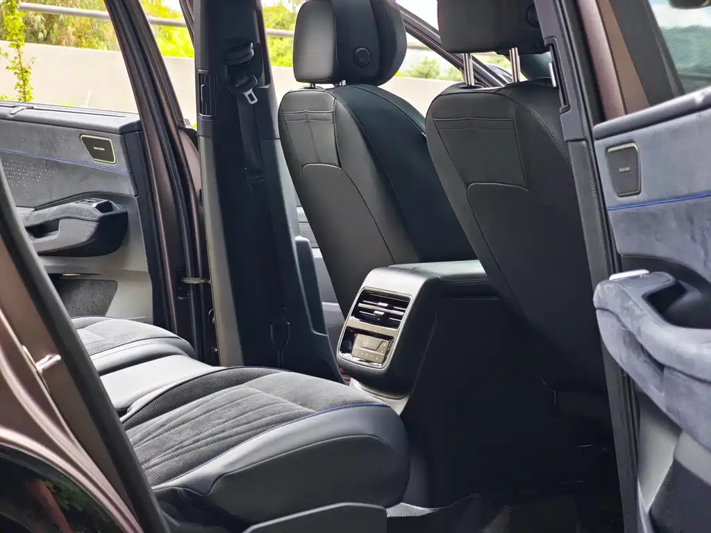 Volkswagen Teramont — миниатюра 11