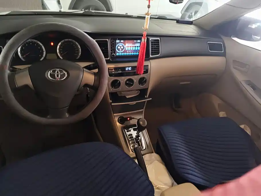 Toyota Corolla — миниатюра 12