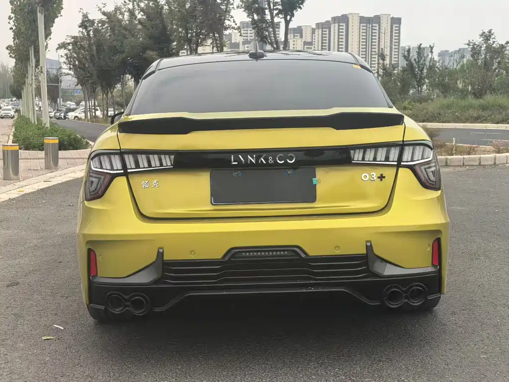 Lynk & Co 03 — миниатюра 8