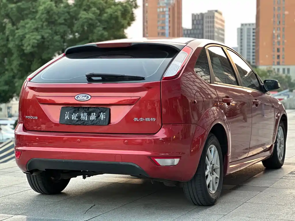 Ford Focus — миниатюра 6