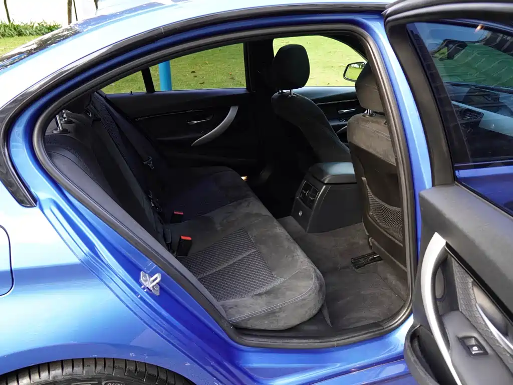 BMW 3 Series — миниатюра 15