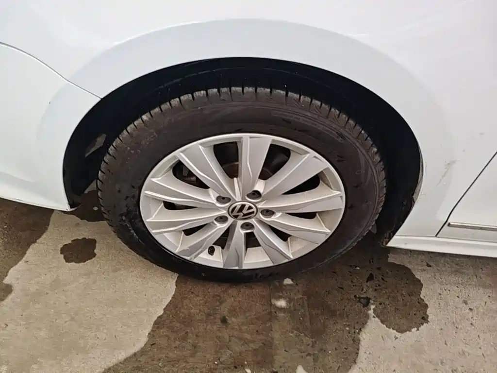 Volkswagen Sagitar — миниатюра 23