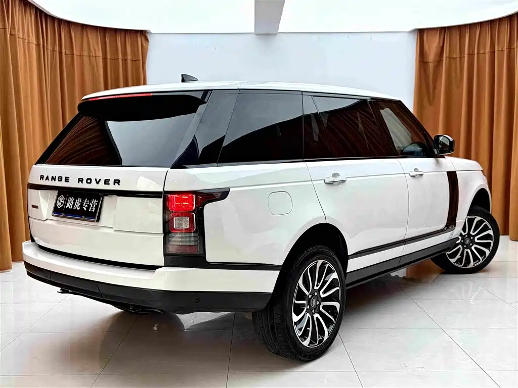 Land Rover Range Rover — миниатюра 4