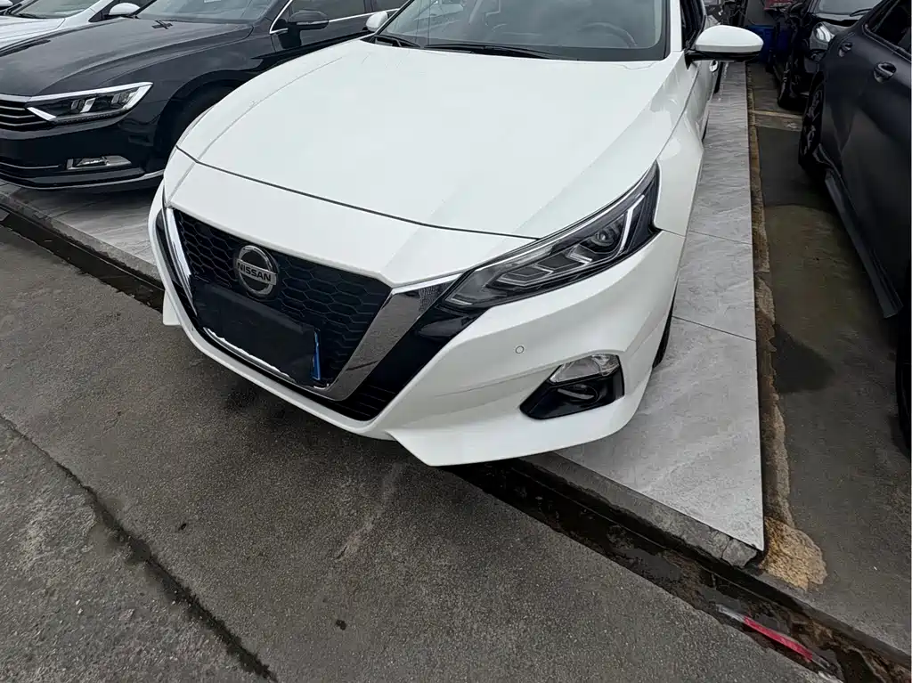 Nissan Teana 2021