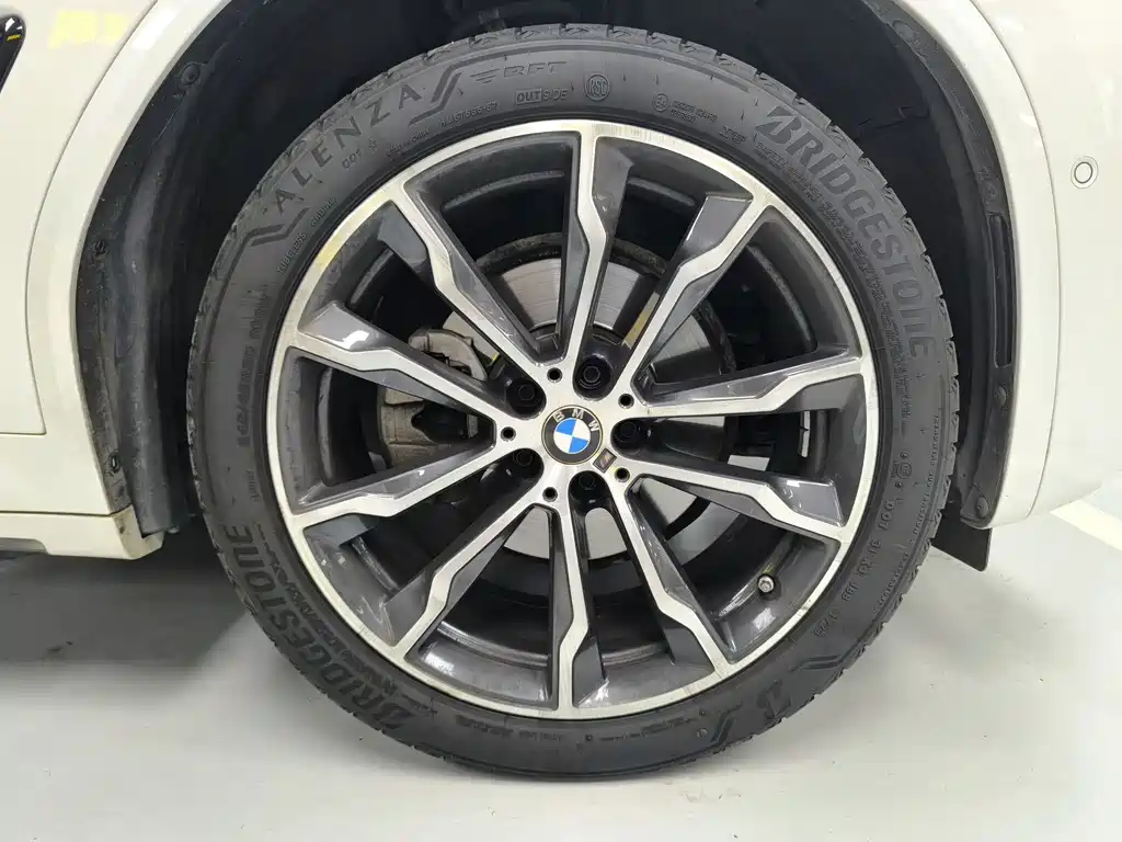 BMW X3 — миниатюра 15