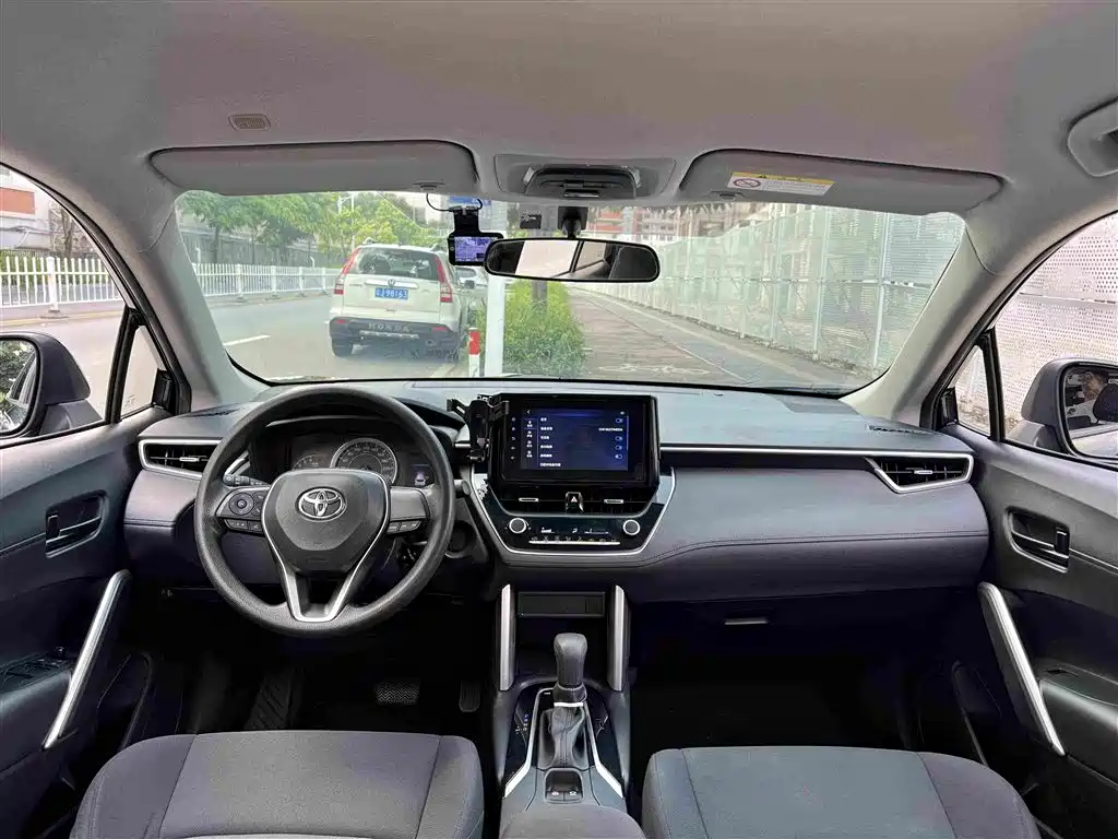 Toyota Frontlander — миниатюра 12