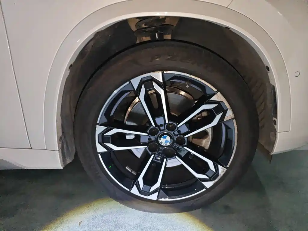 BMW X1 — миниатюра 8