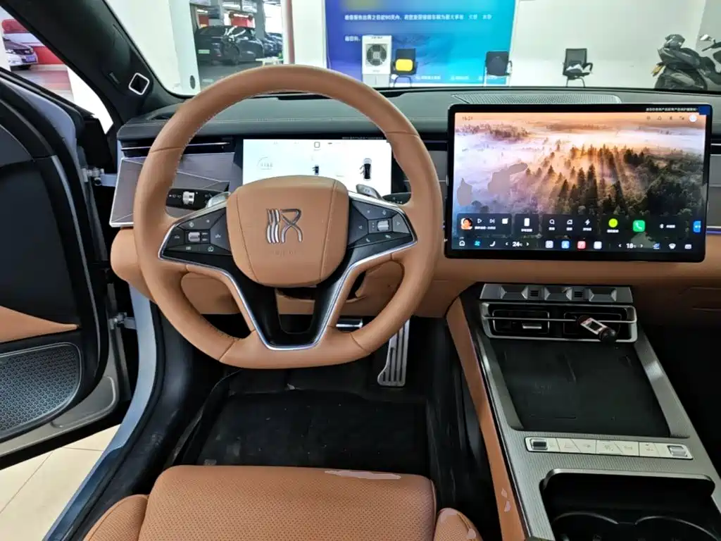 BYD Han L — миниатюра 11