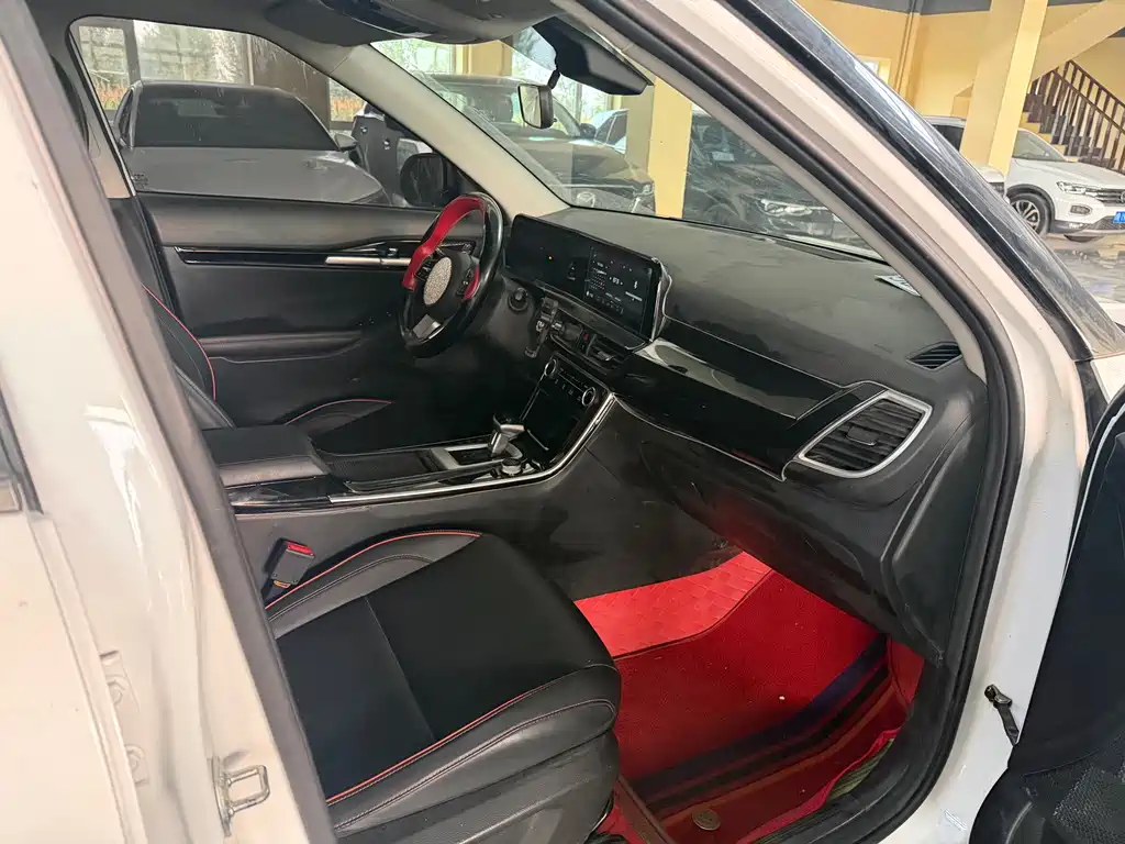 Kia Seltos — миниатюра 9