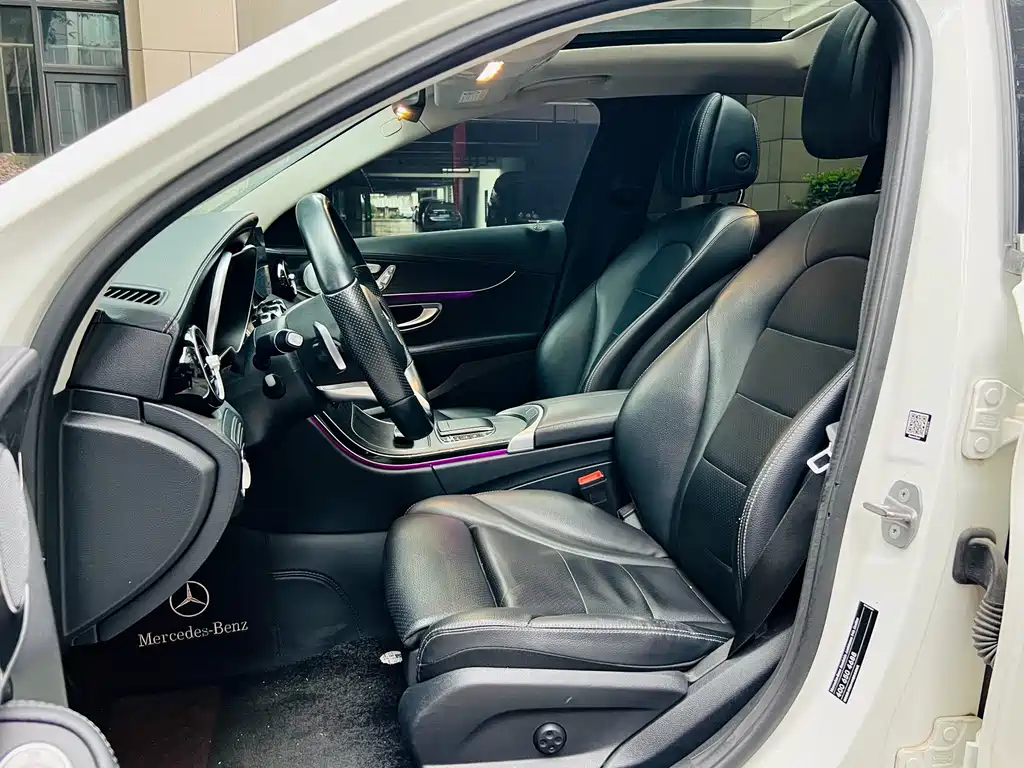 Mercedes-Benz C-Class — миниатюра 9